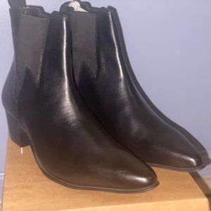 Leather ASOS pointed boots / Beatle boot
